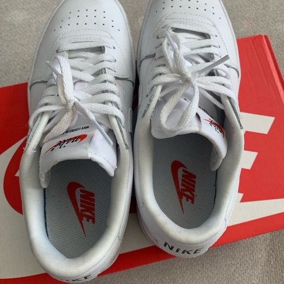 White Nike Court Sneakers sz 6 - Picture 5 of 7